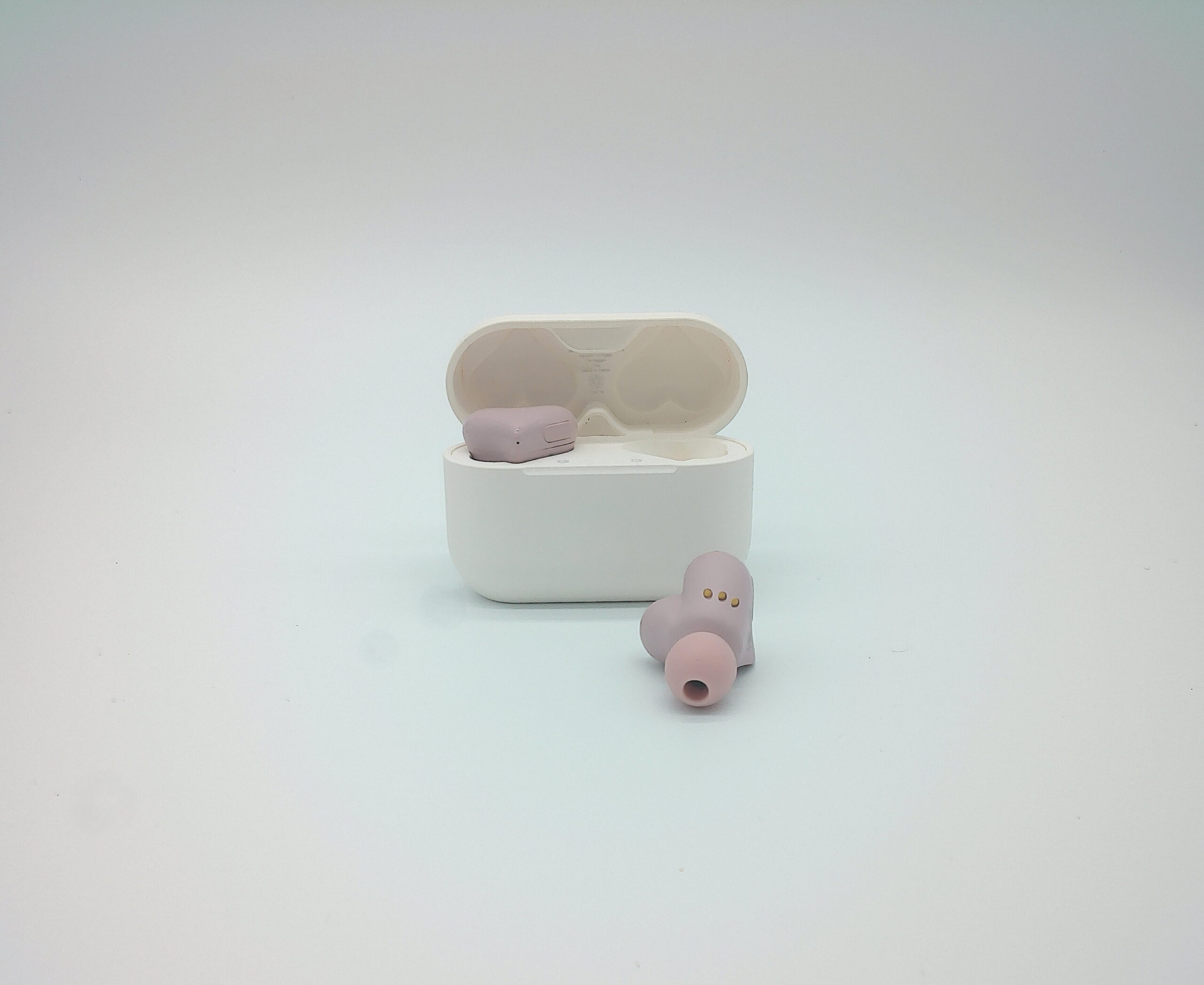 New Original waterproof Heart Shaped Earbuds *pink - Image 4